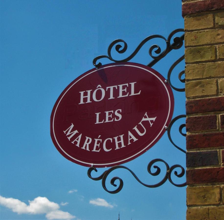 Hotel Les Marechaux Auxerre Exterior foto